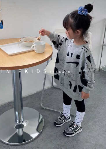 模特-