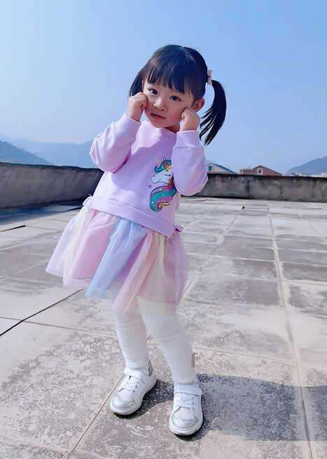 模特-