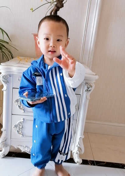 模特-