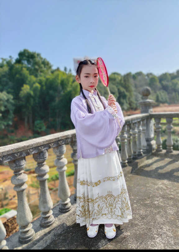 模特-
