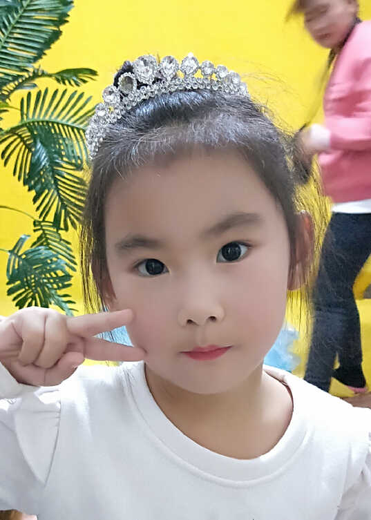 模特-
