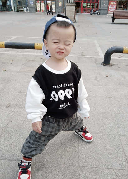 模特-