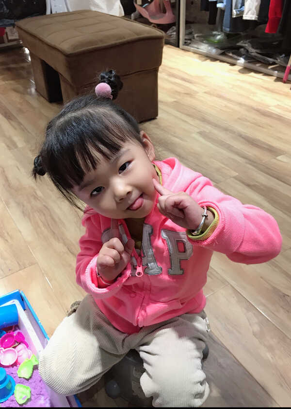 模特-
