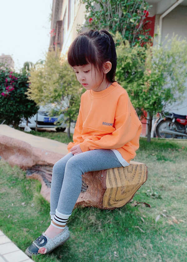 模特-