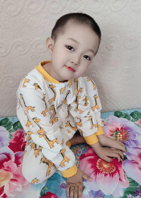 模特-