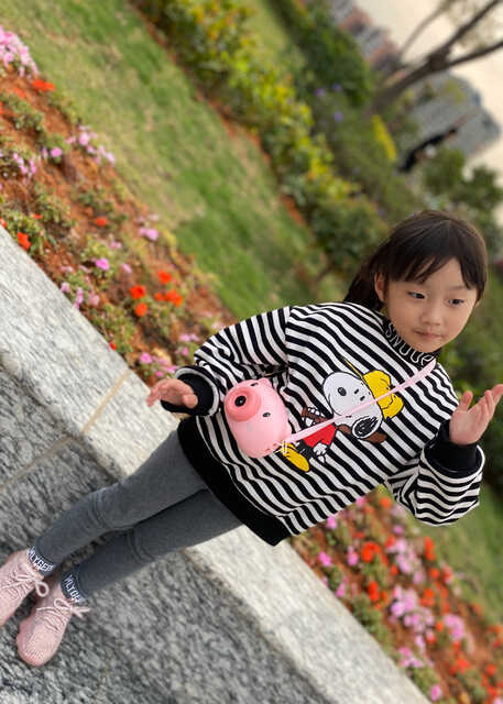 模特-