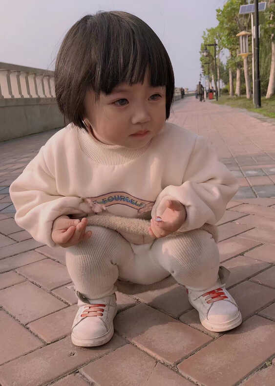 模特-