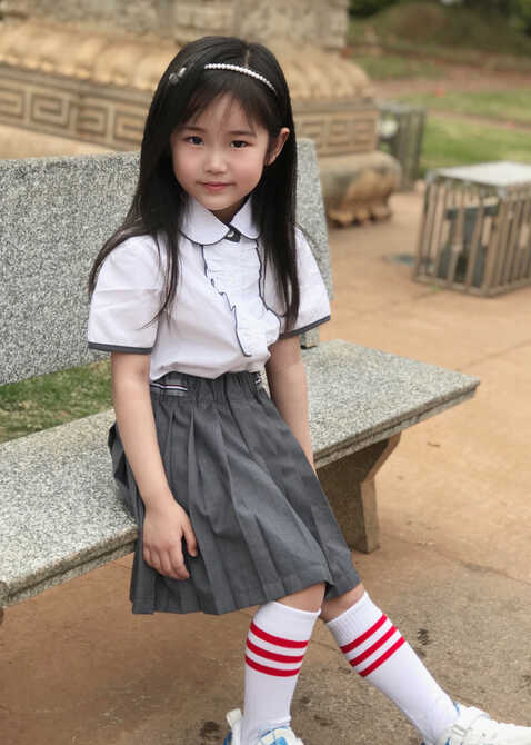 模特-