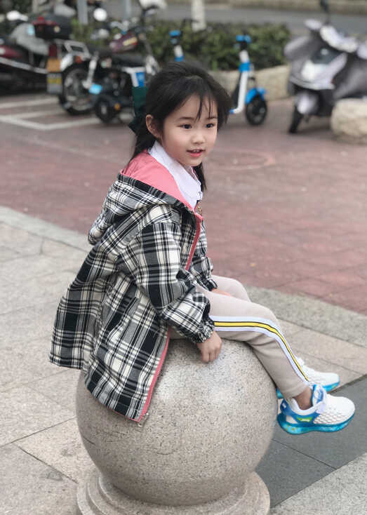 模特-