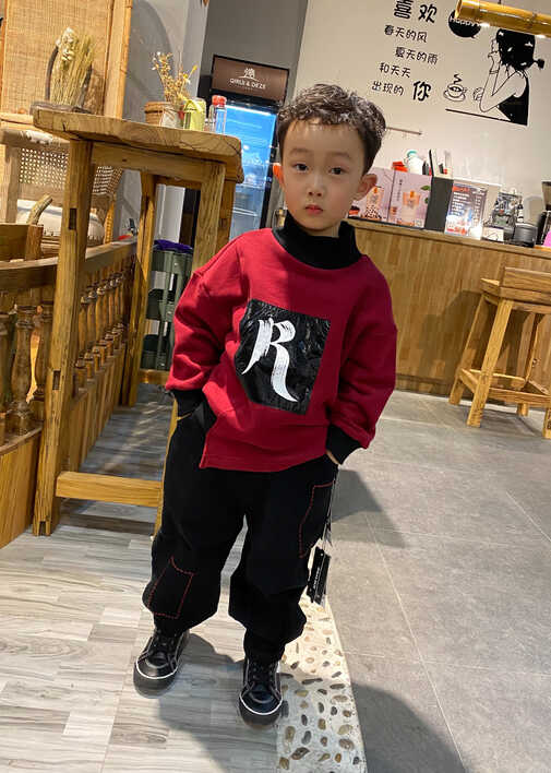 模特-