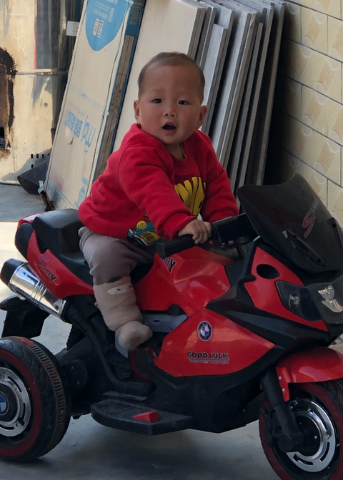 模特-