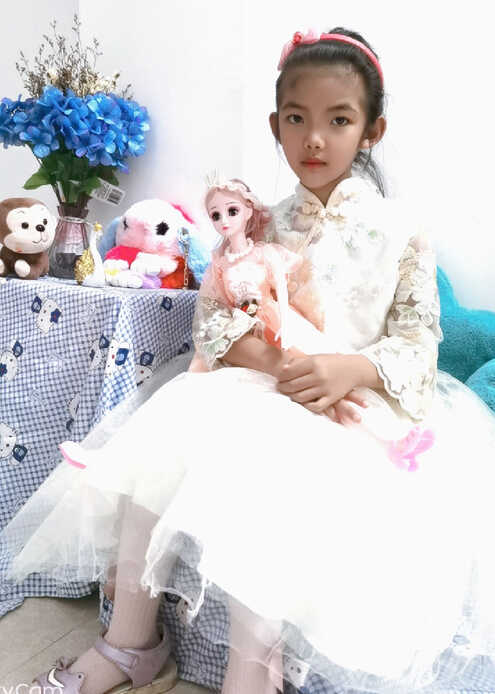 模特-
