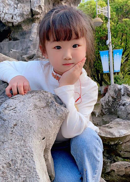 模特-