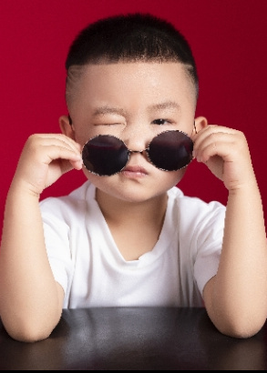 模特-