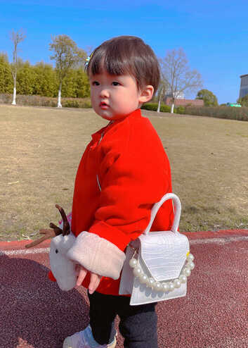 模特-