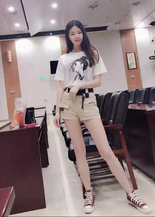 模特-