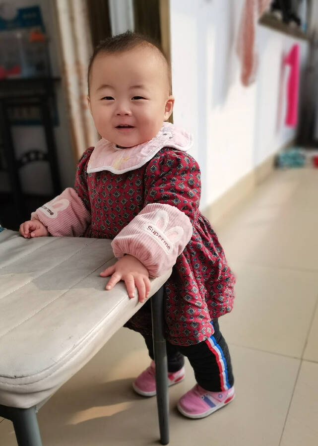 模特-