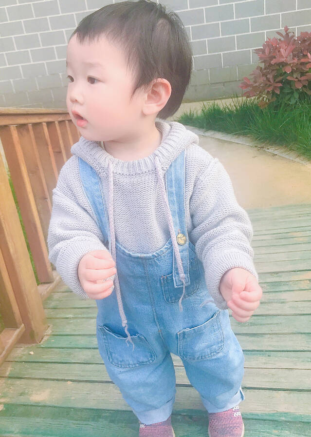 模特-