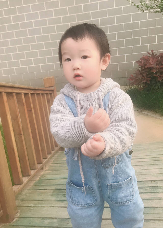 模特-