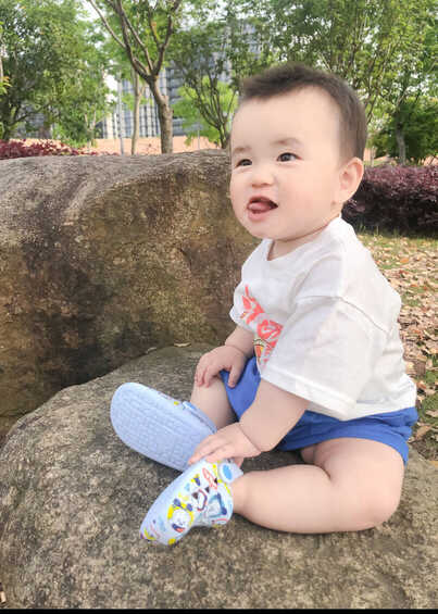模特-
