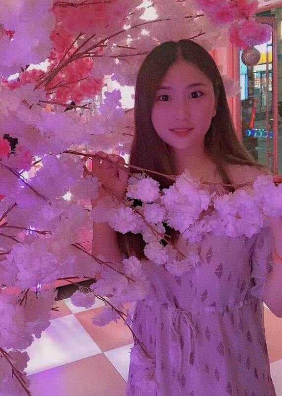 模特-