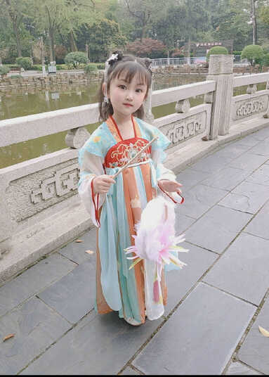 模特-