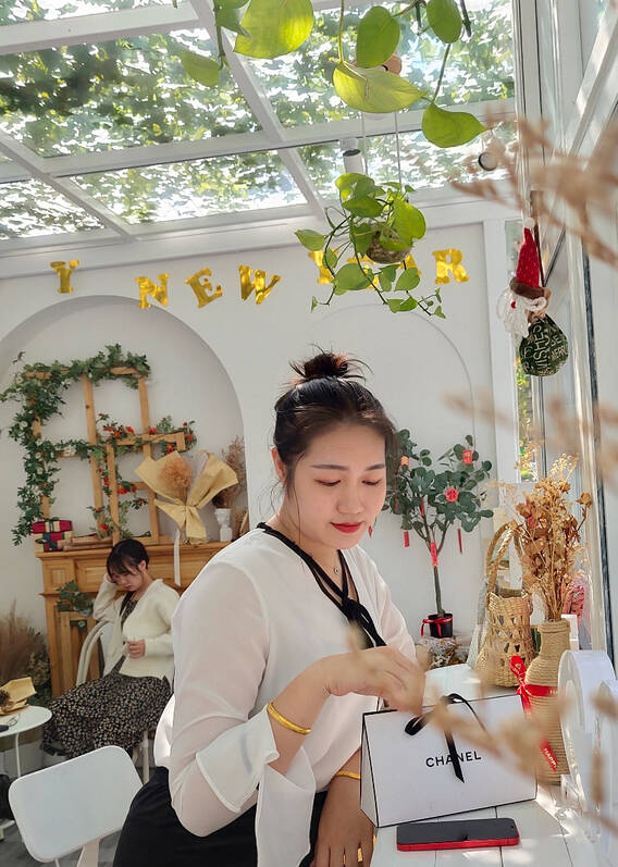 模特-