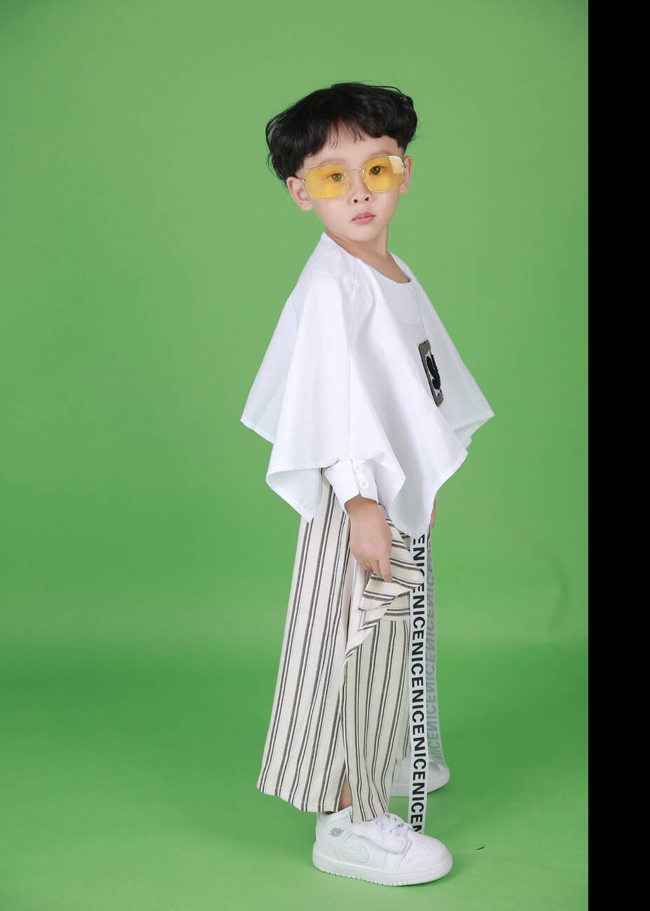 模特-