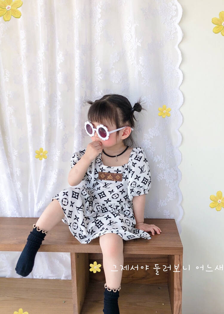 模特-