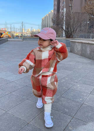 模特-