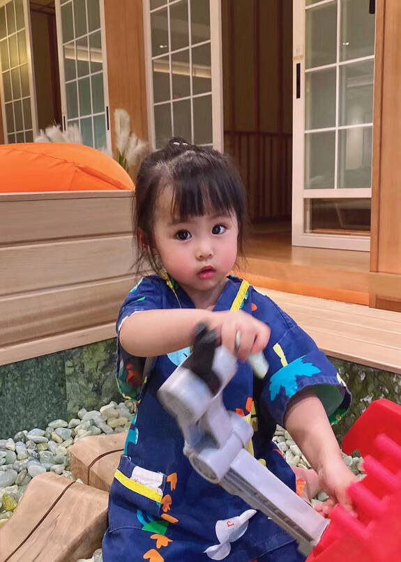模特-