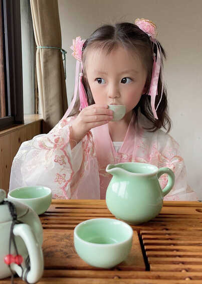 模特-