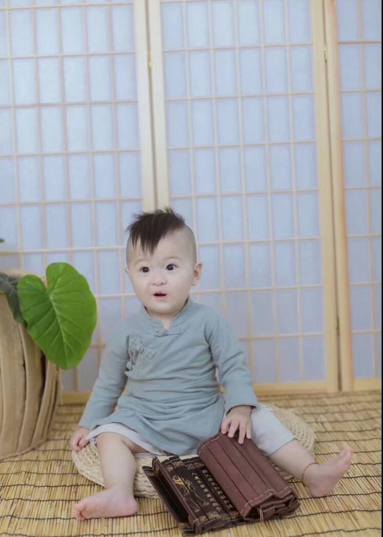 模特-