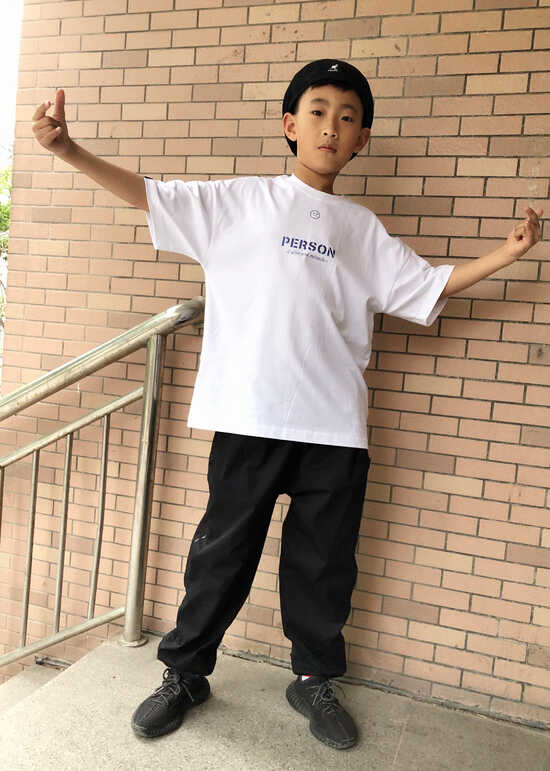 模特-