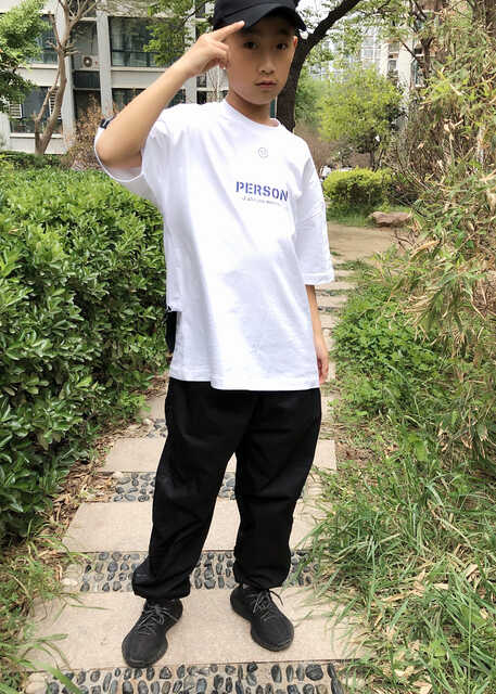 模特-