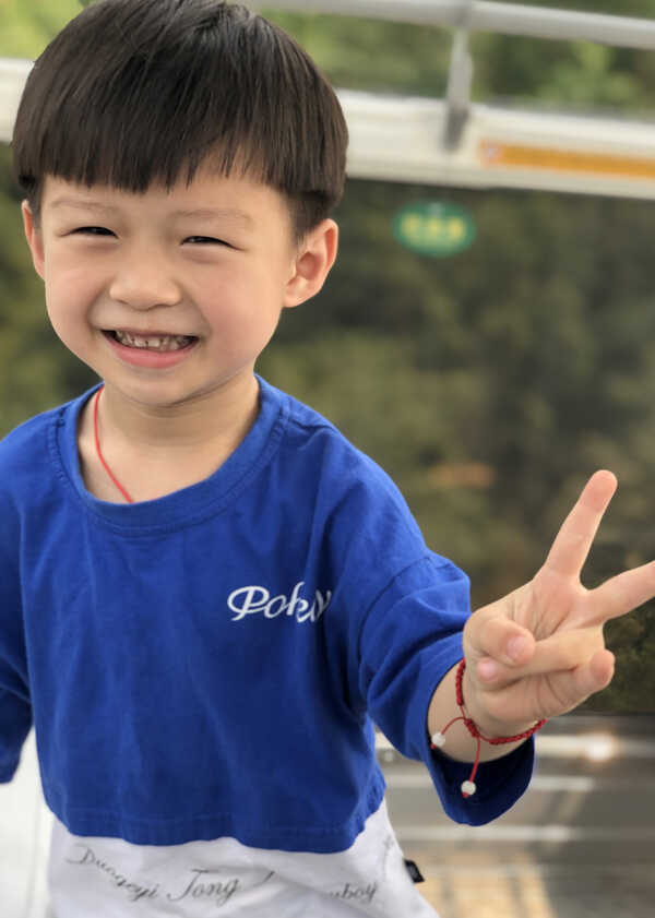 模特-