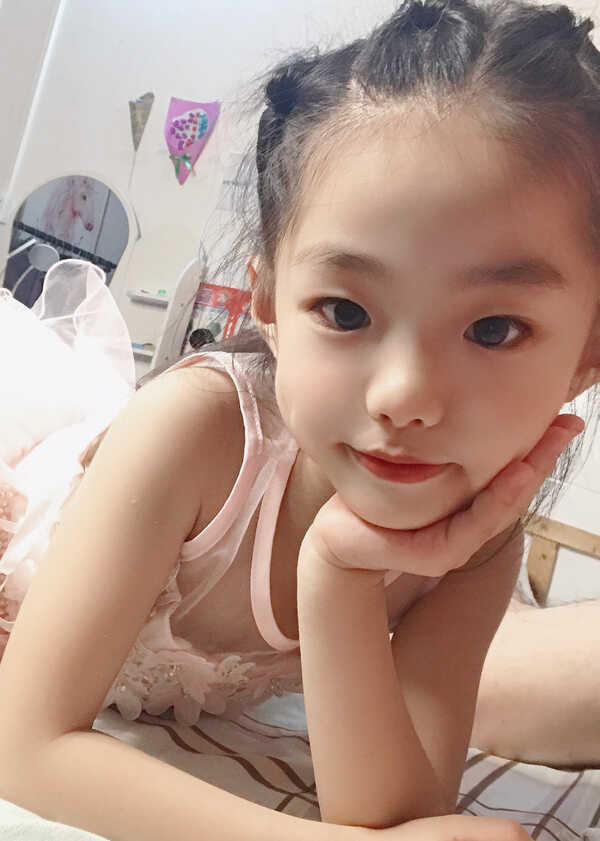模特-