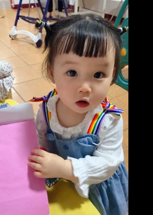 模特-
