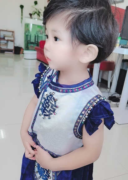 模特-