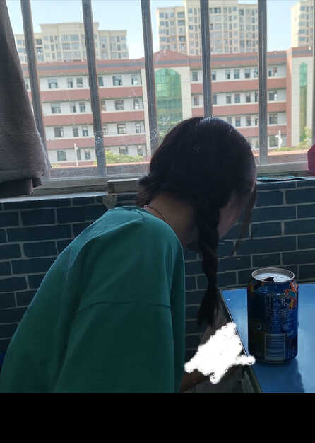 模特-