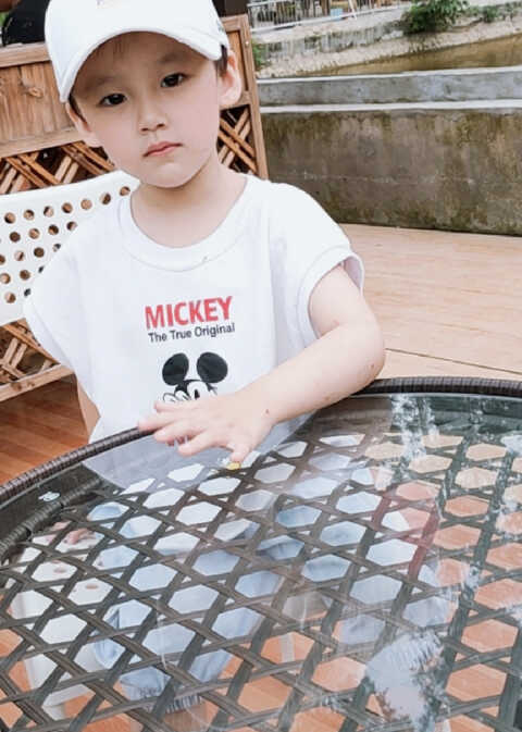 模特-