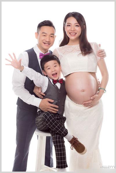 杨威一家三口